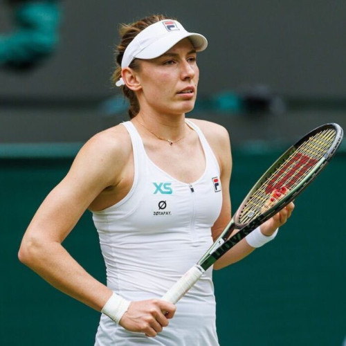 Jucătoarele ruse de tenis avansează în optimile de finală la turneul WTA 500 de la Seul