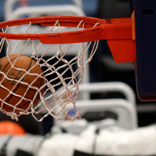 Phoenix Suns renunță la antrenorul Mike Budenholzer după un sezon nereușit
