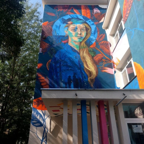 Pictură murală de mari dimensiuni învăluie Școala Gimnazială nr. 56