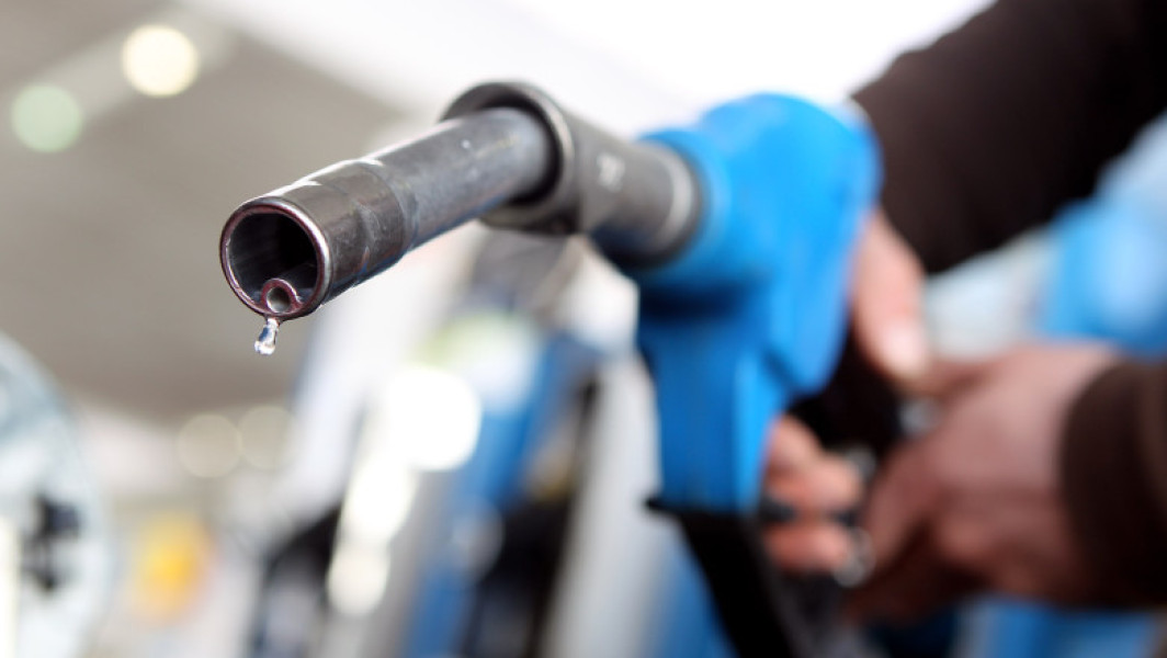 ministerul energiei a declarat stare de urgență în aprovizionarea cu titei și a autorizat scoaterea din stocurile de urgență a zeci de mii de tone de petrol și motorină