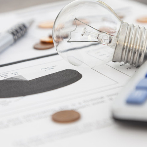 Agenția Națională pentru Protecția Consumatorilor a aplicat amenzi de peste 370.000 de lei unui număr de furnizori de energie pentru nerespectarea legii în domeniu