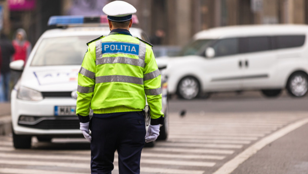 Un copil de zece ani, prins conducând o mașină în Dolj, de către polițiști
