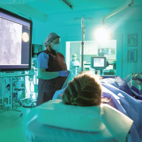 femeie de 80 de ani, diagnosticată cu boala arteriala periferica, a beneficiat de tratament la spitalul SANADOR