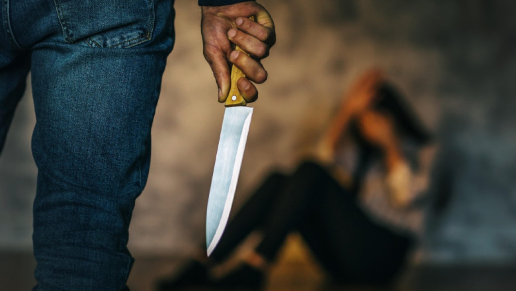 Femeie de 36 de ani înjunghiată de fostul partener într-un centru maternal din Calarasi