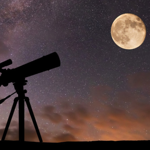 Luna neagră, un fenomen rar care va avea loc pe 23 august 2025