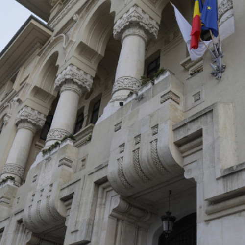 start bătălia sondajelor pentru alegerile din bucurești