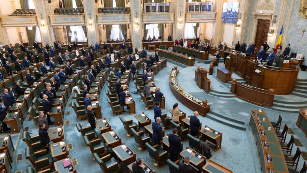 Senatul se reunește luni în plen pentru dezbatere urgentă