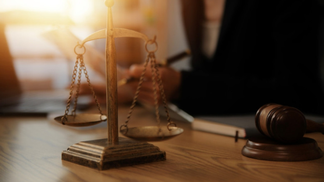 Tribunale din țară își suspendă activitatea din cauza pensiilor speciale ale magistraților