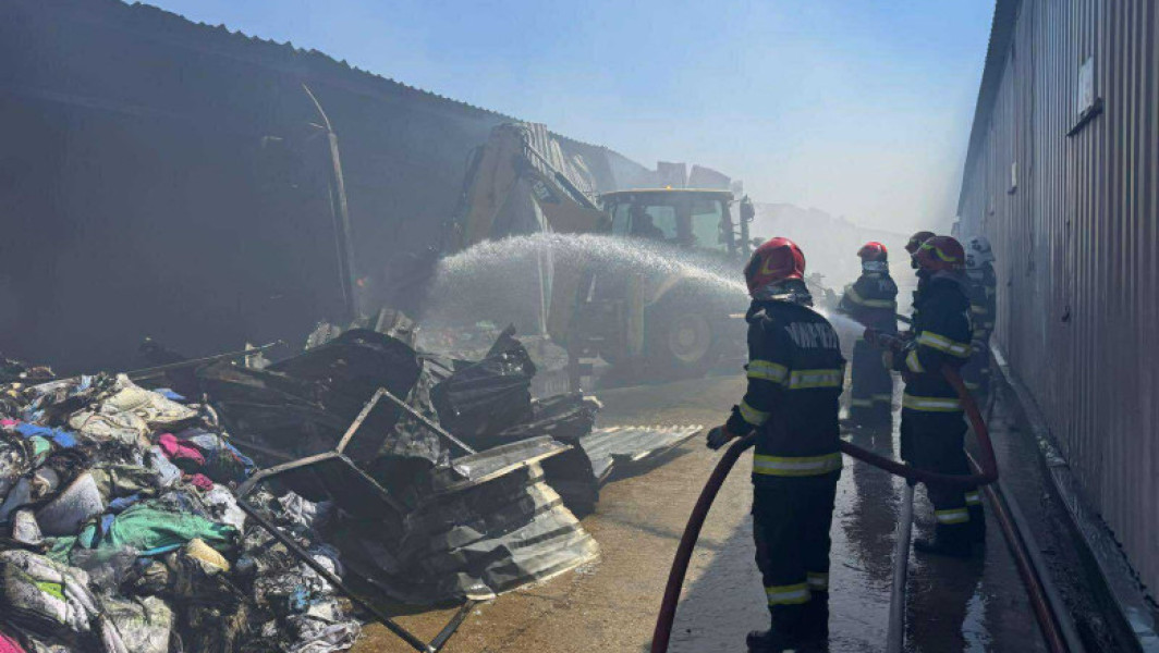Monitorizare continuă a calității aerului după incendiul de la Dragonul Roșu