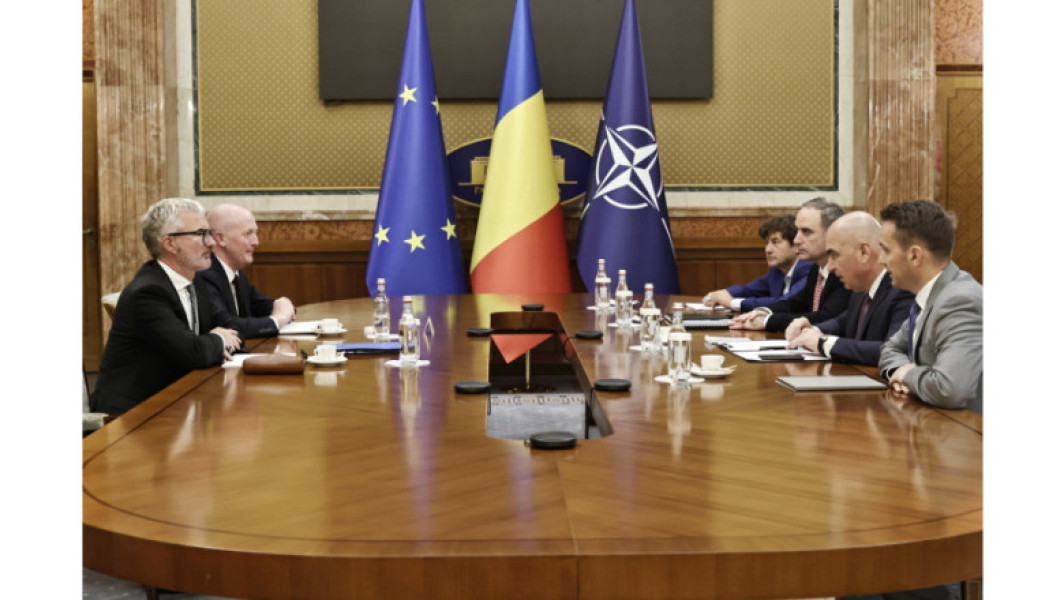 Ilie Bolojan, premierul României, a avut o întâlnire cu o delegație a agenției de rating Moody's la Palatul Victoria, relatează digi24.ro. Întâlnirea a făcut parte din vizitele periodice pe care agenția le efectuează în țară. Bolojan a subliniat că România se confruntă cu o criză bugetară, dar aceasta poate fi depășită cu un set de măsuri coerente.