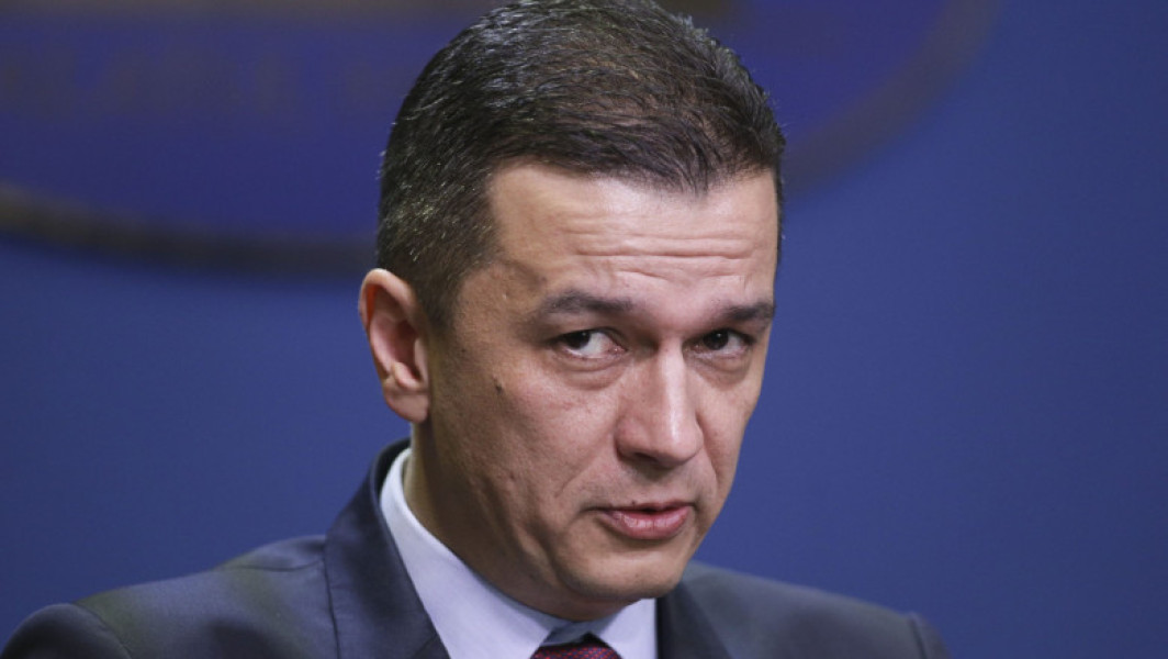românia este aproape de a avea o vilă, dar Guvernul depune toate eforturile pentru a reveni la garsonieră, a declarat pentru digi24 fostul premier Sorin Grindeanu, despre situația economică a țării. Acesta a avertizat că orice măsură care sperie și reduce consumul va avea ca efect o încetinire a creșterii economice, poate chiar o recesiune.