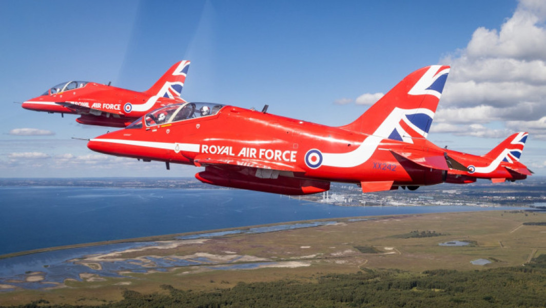 Spectacolele echipei britanice Red Arrows anulate după accidentul unui avion F-16 în Polonia