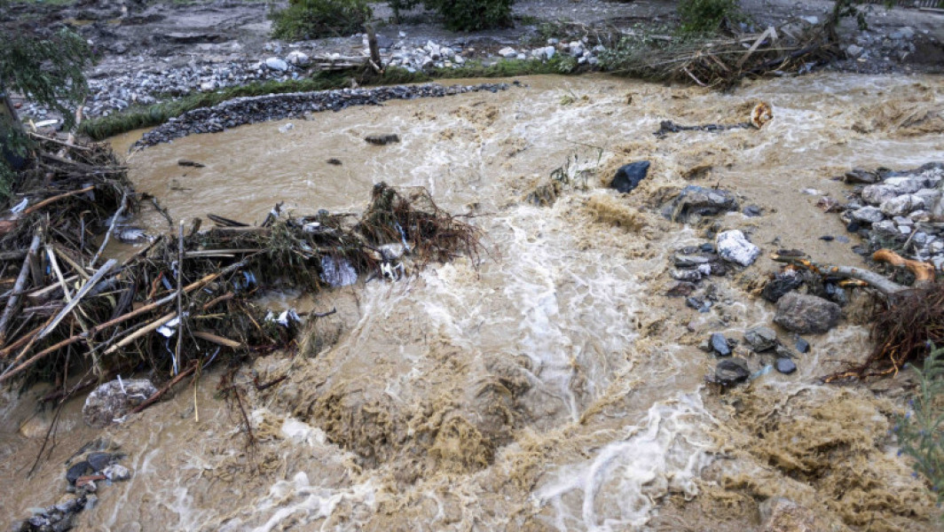 Hidrologii emit cod portocaliu pentru inundații în Suceava, Harghita și Neamț