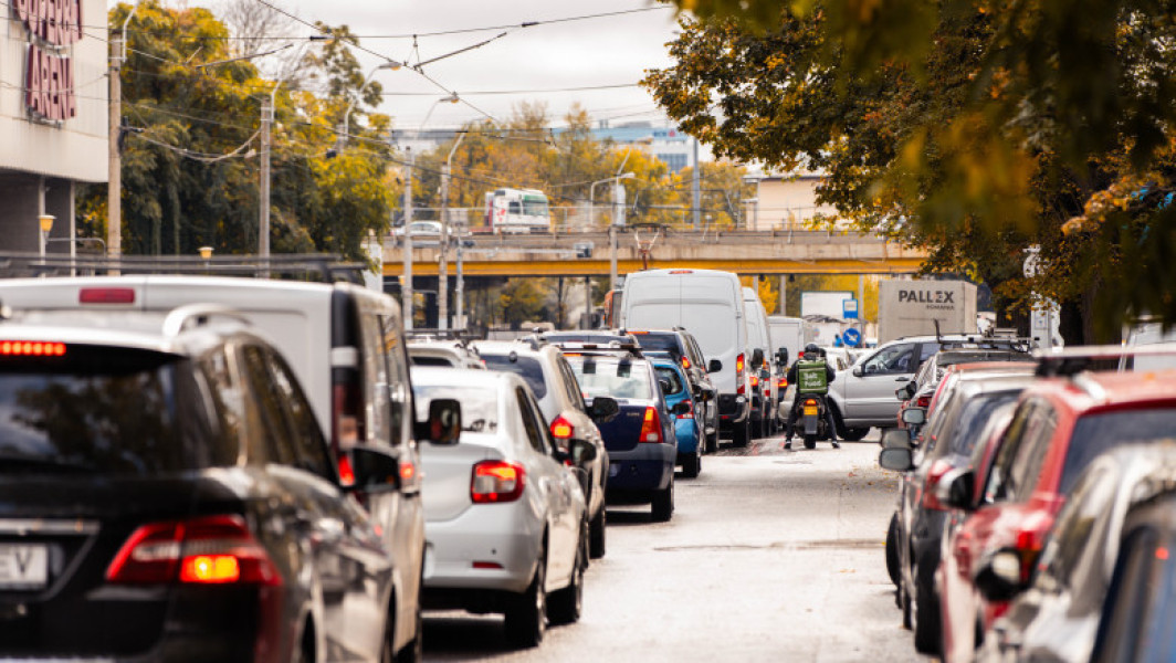 Primăria Capitalei pregătește decalări de orar pentru trafic în startul anului școlar