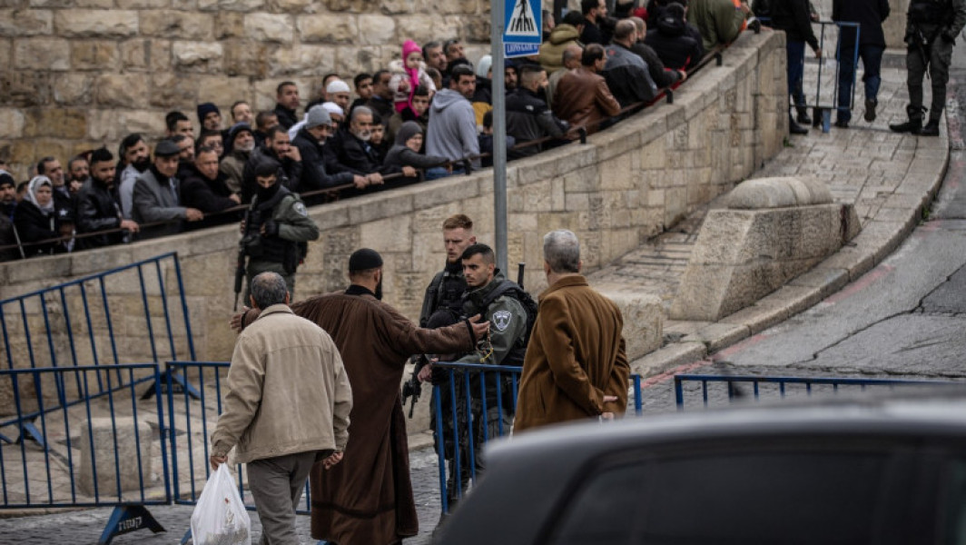 Israel limitează accesul la Moscheea Al-Alqsa de Ramadan, Hamas denunță restricțiile "criminale