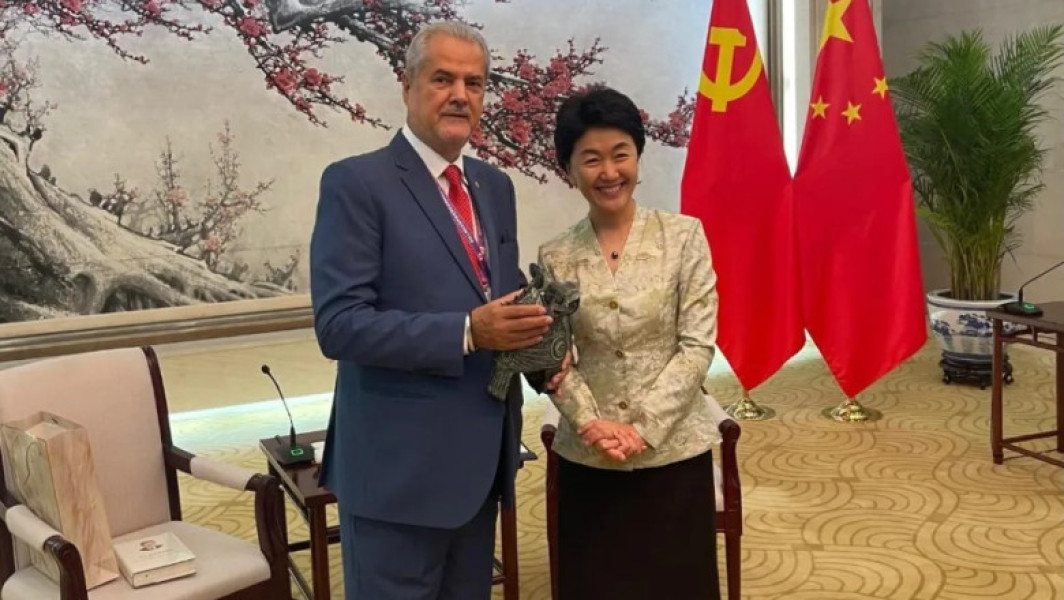 Beijing primește fostul premier Adrian Năstase în cadrul comemorării a 80 de ani
