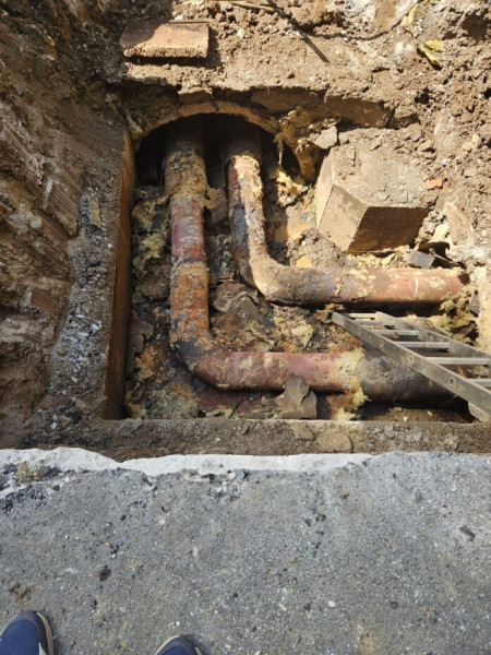 Lucrări Termoenergetica/ Mai multe cartiere din București rămân, începând de astăzi, fără apă caldă