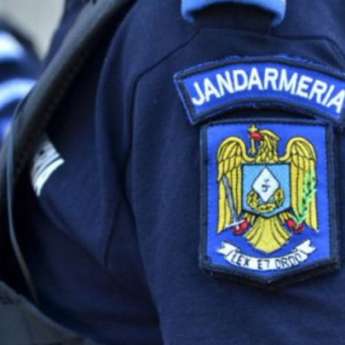 Femeie din Tulcea lovită de o vecină în casa scării, în timpul încercării de a elibera boxa comună