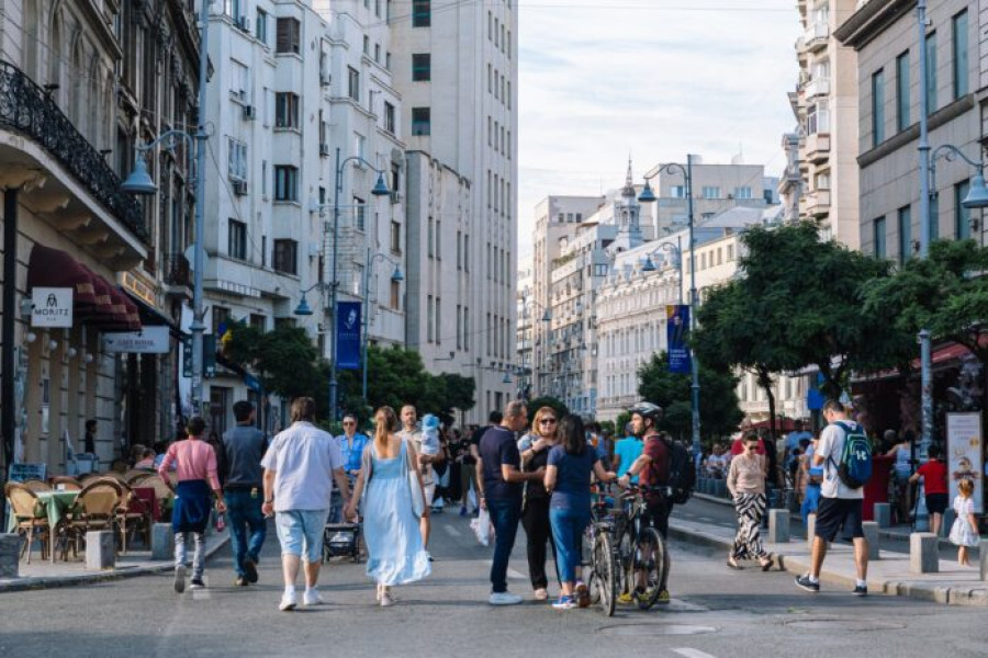 Calea Victoriei devine din nou scenă culturală în weekendul Străzi deschise