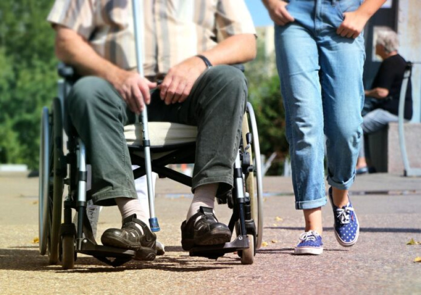 Startul preînscrierii pentru vouchere de 40.000 lei destinate copiilor cu dizabilități