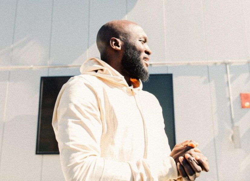 Frații Lukaku dezvăluie conflicte familiale după moartea tatălui lor