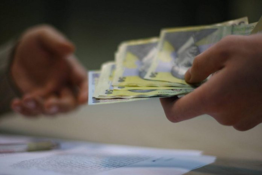 IMM România cere menținerea salariului minim la 4.050 lei și avertizează asupra riscurilor