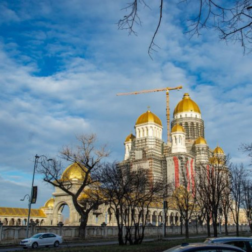 Consilierul lui Nicușor Dan: investițiile publice din 15 ani echivalează cu sute de catedrale