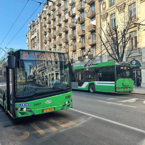 24 de troleibuze noi Solaris au început să circule, înlocuind mijloacele de transport în comun din Capitală, a declarat viceprimarul Bujduveanu