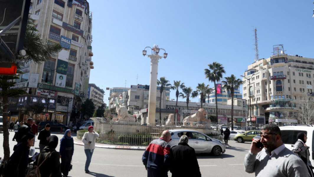 Descoperirea secretă a Israelului de supraveghere masiva în Cisiordania prin intermediul dispozitivelor "Wolf albastru". NYT: Imaginile parasite ale palestinienilor captivează informatii neautorizate