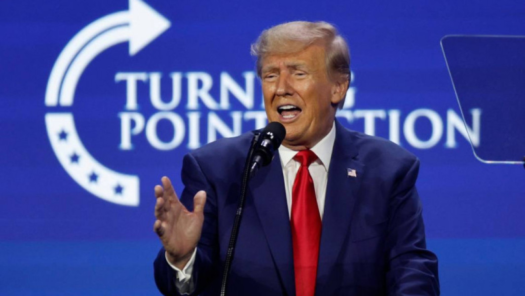 Donald Trump le-a cerut din nou bani susținătorilor săi într-o păcăleală de 1 aprilie