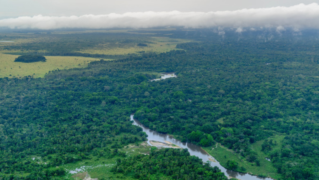 Prăbușire tragică în Congo: 12 morți și peste 50 de persoane date dispărute după furtuna puternică