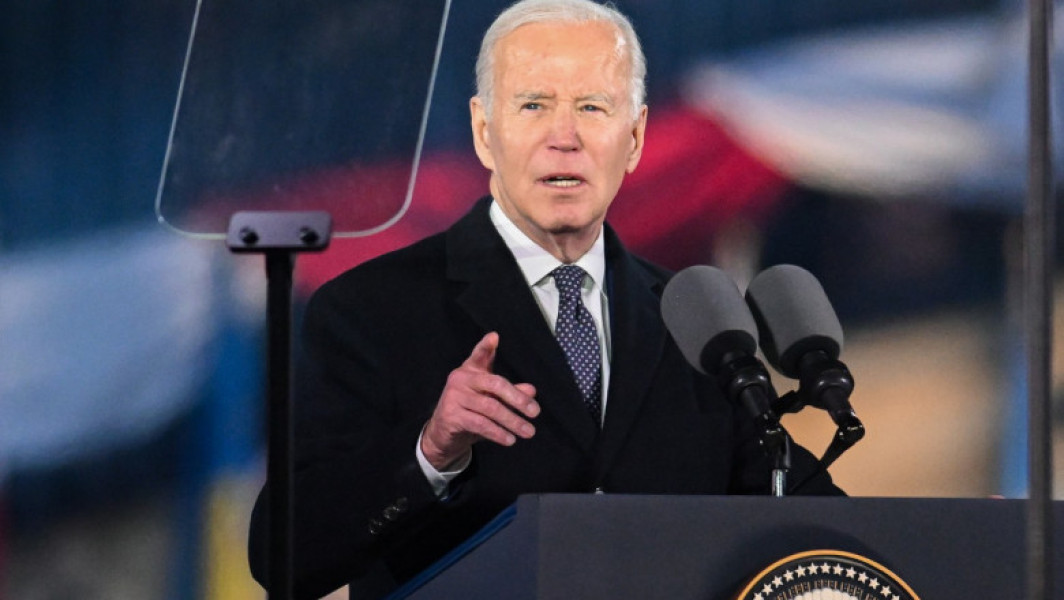 „Patru ani de \"Pauză\": Biden a citit indicațiile de pe prompter într-o conferință din Washington