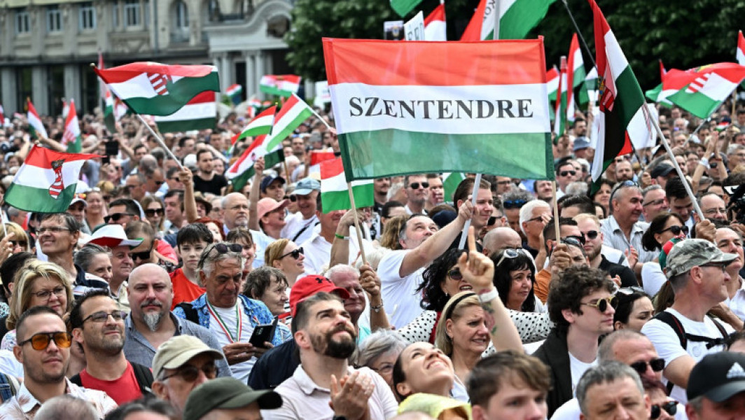 Proteste Impotriva Prim-ministrului Ungar din Partea Fostului Alitat al lui Viktor Orban Aduna Mii de Oameni in Strada
