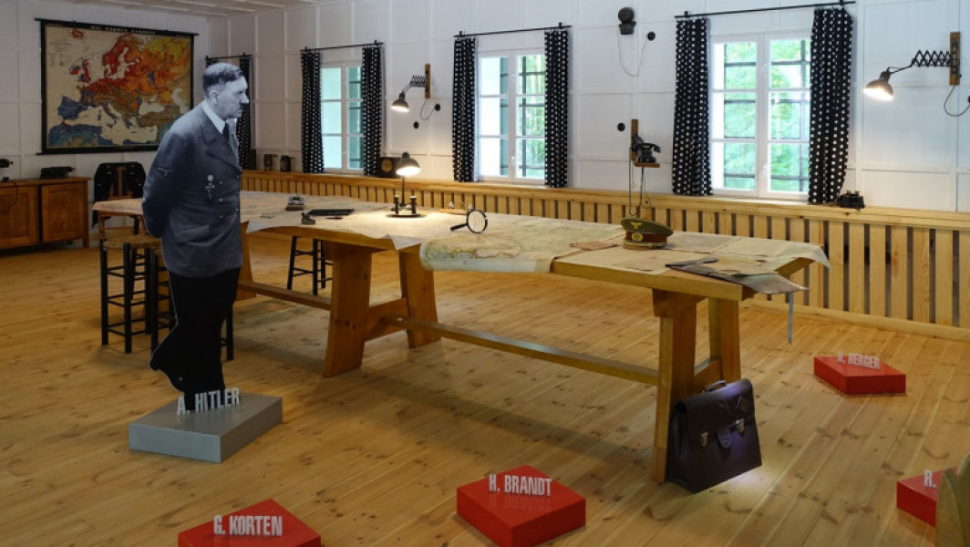 Procurorii polonezi au închis ancheta privind scheletele din "Bârlogul Lupului", fosta bază a lui Hitler, fără să afle ale cui erau