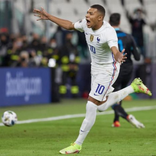 EURO 2024: Mbappe şi Rabiot s-au antrenat în sală la Clairefontaine