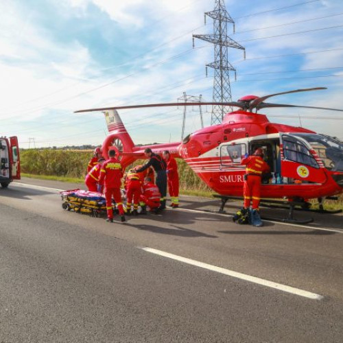 Accident grav pe DN2 Bucureşti-Urziceni, fiind solicitată intervenţia unui elicopter SMURD. Traficul se va închide pentru scurtă durată