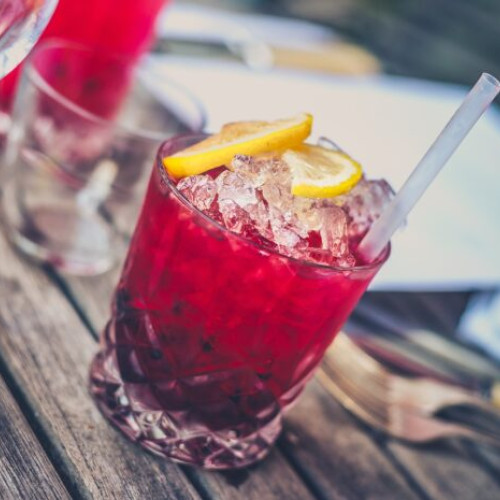 Sezamo lansează campania Summer Drinks cu reduceri la băuturi de sezon