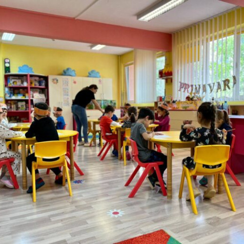 Peste 4.000 de copii participa la programele „Gradinita de Vacanta” si „Scoala de Vara” din Sectorul 1